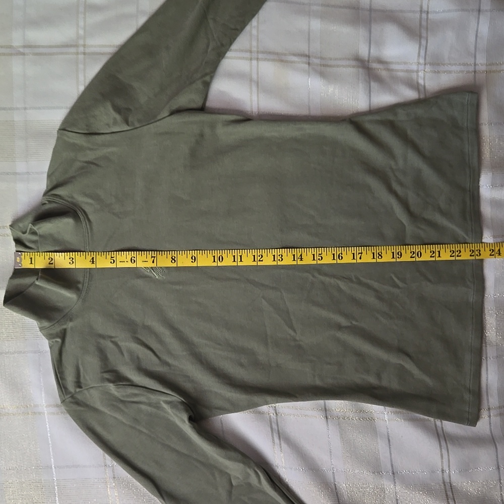Air Jordan Green Long Sleeve Mock Neck Top - Picture 8 of 9